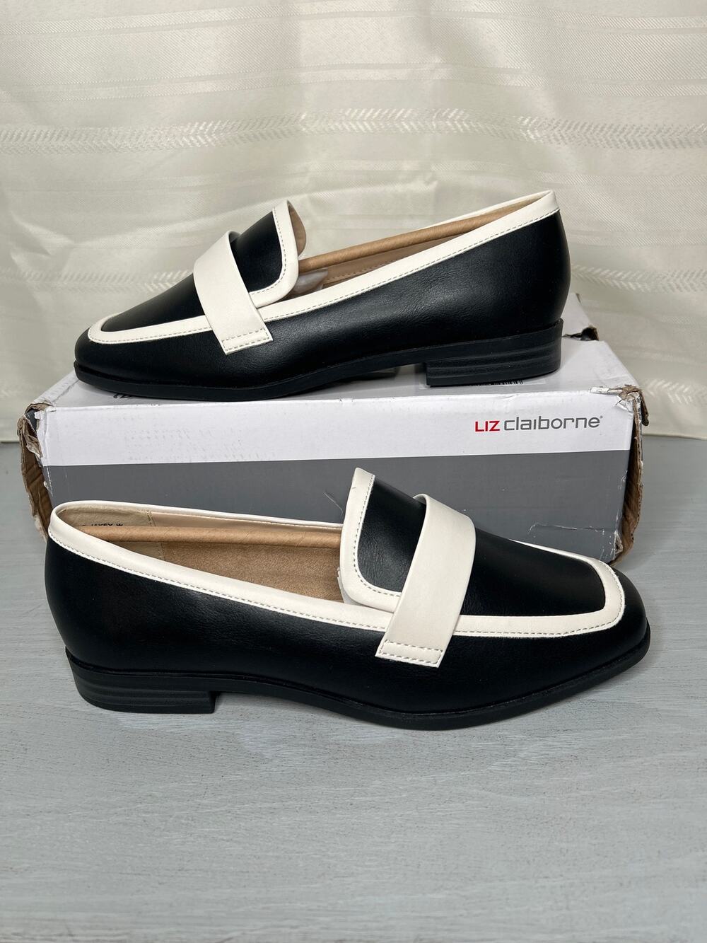 Liz Claiborne Jakey Square Toe Loafers Black Womens Size 9 Wide